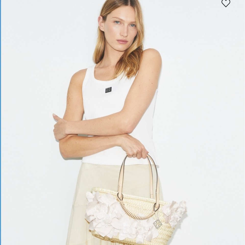 NEW TORY BURCH SMALL STRAW EMBELLISHED TOTE - Picture 4 of 4